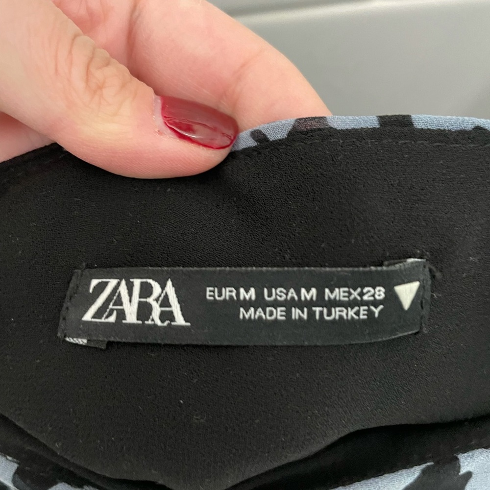 Zara Ruched Crop Top - Picture 6 of 6